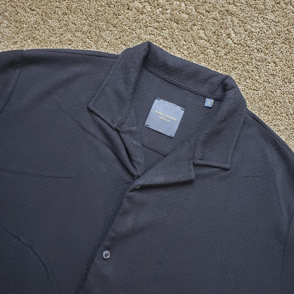 Guide‎ London Shirt Mens M Black Short Sleeve Button Up Relaxed Casual Adult